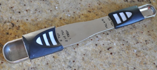 Measuring spoon