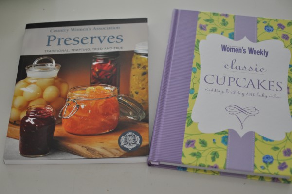 Cupcakes and preserves
