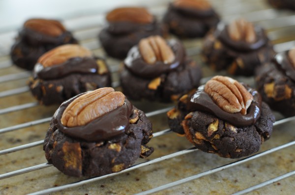 Pecan topping