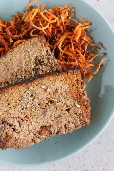 Low calorie Beef and Vegetable Meatloaf via www.clairekcreations.com