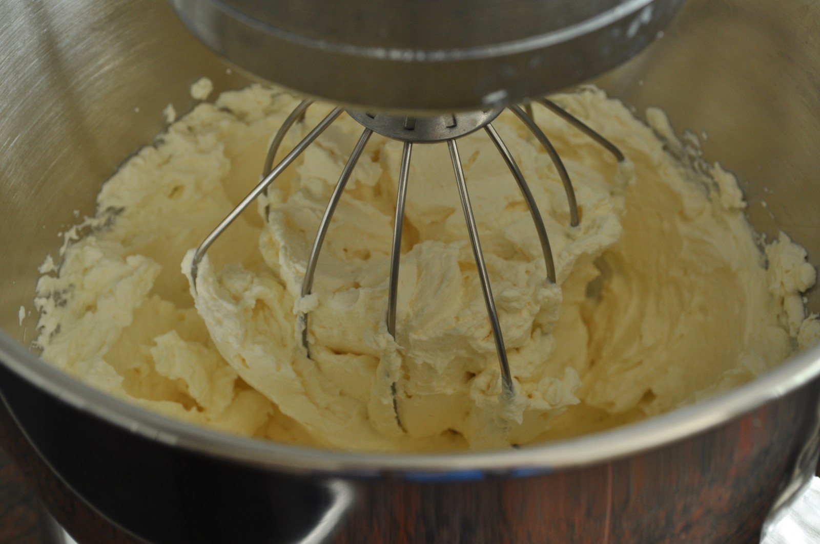 How to make vanilla butter at home (simple & quick recipe)