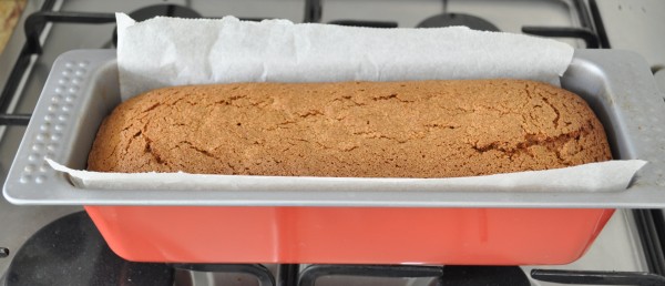 Baked banana bread