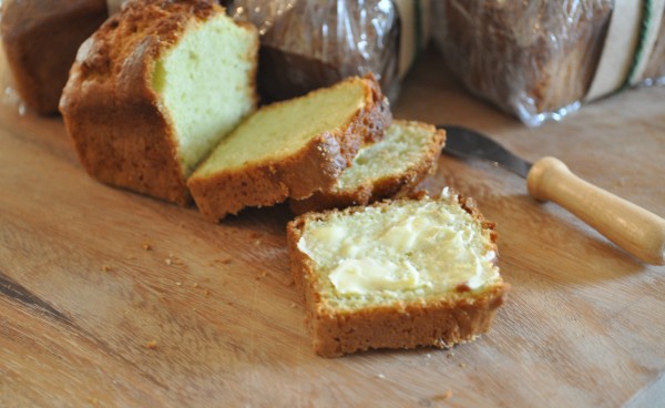 Avocado loaf cake