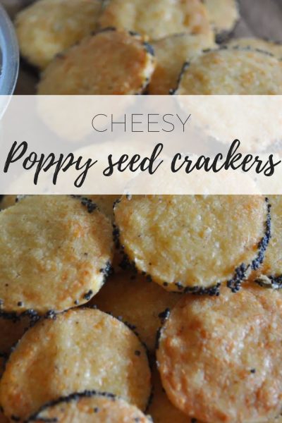 Cheddar and poppy seed crackers - simple cheesy cracker recipe