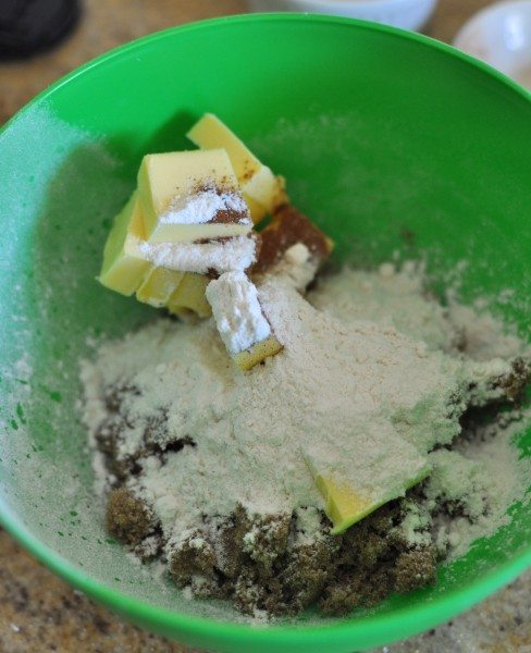 Streusel filling
