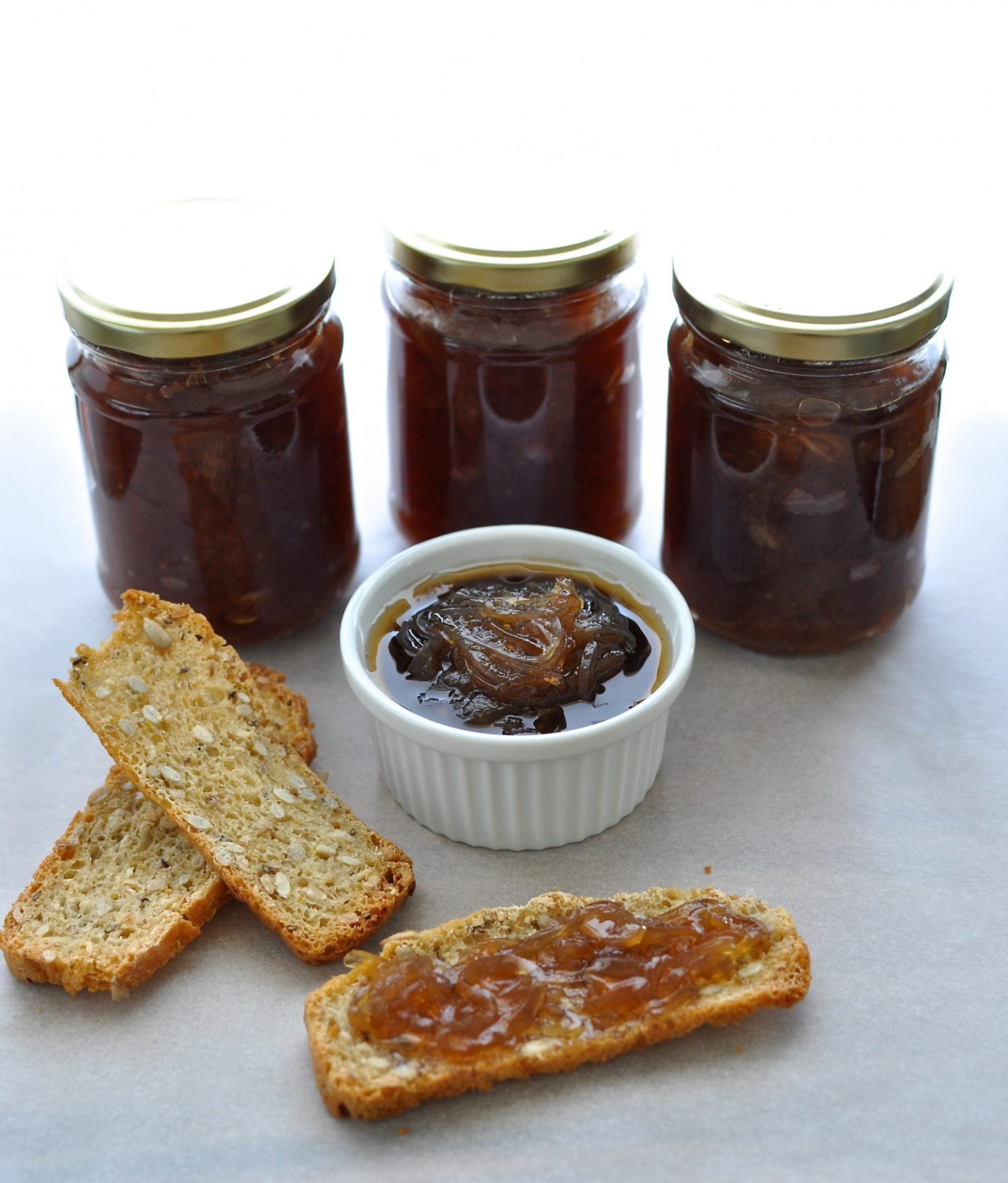 Best simple onion marmalade recipe quick & only 5 ingredients