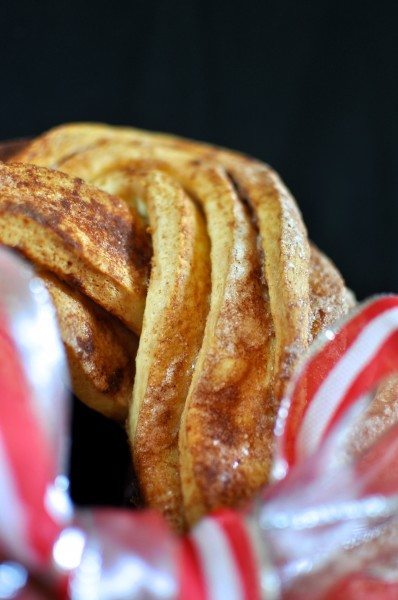Cinnamon loaf wreath