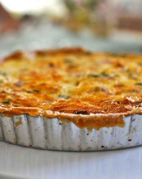 Ham, cheese and chive quiche