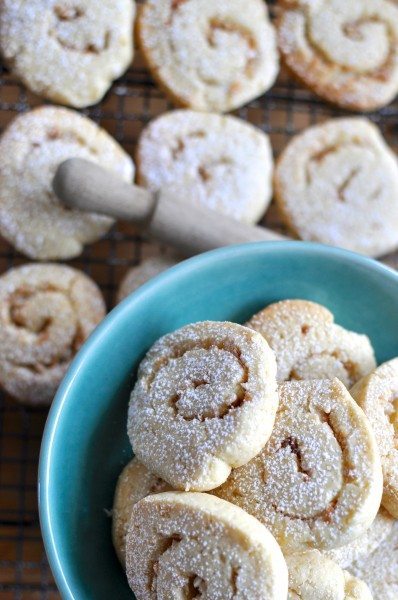 Lemon and macadamia sunbeams
