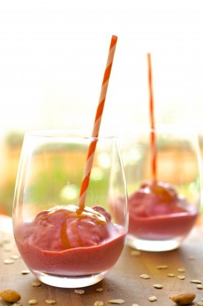 Raspberry and almond smoothie