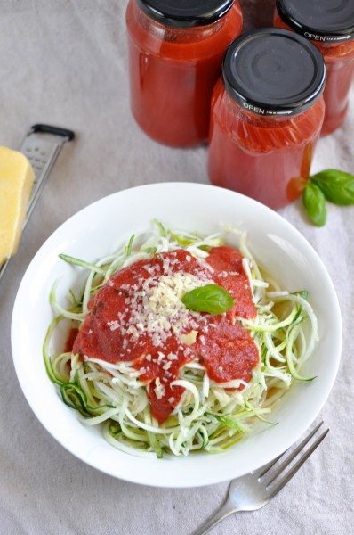 Homemade tomato pasta sauce