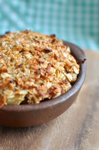 Anzac apple crumble
