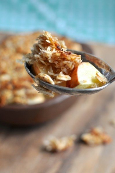 Anzac apple crumble