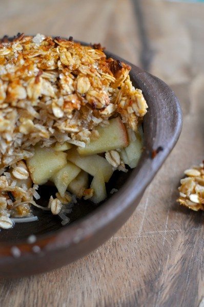 Anzac apple crumble