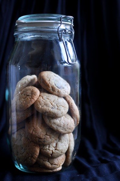 Chocolate macadamia biscuits via Claire K Creations www.clairekcreations.com