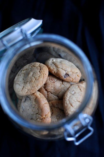 Chocolate macadamia biscuits via Claire K Creations www.clairekcreations.com