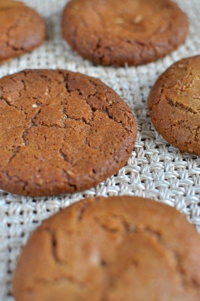 Gluten free cinnamon macadamia biscuits