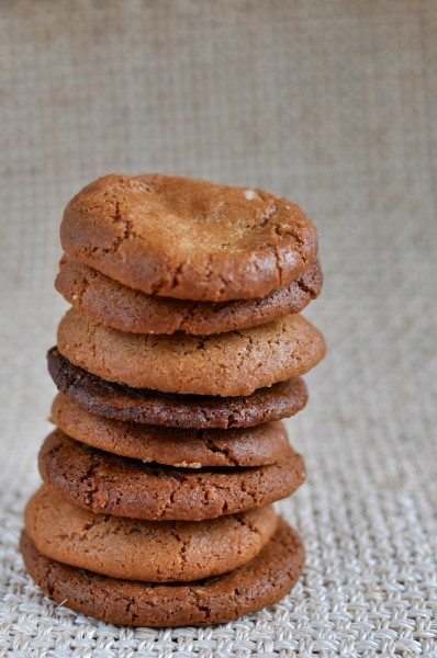 Gluten free cinnamon macadamia biscuits