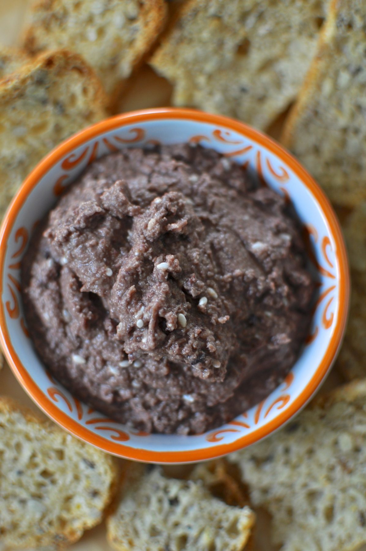 Olive hommus via www.clairekcreations.com