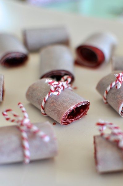 Berry mango roll-ups