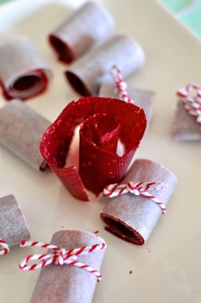 Berry mango roll-ups