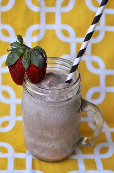 Healthy chocolate thickshake