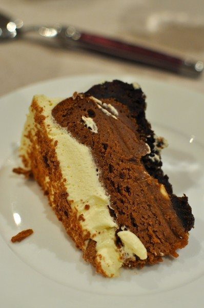 Chocolate cream cheesecake