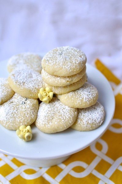 Passionfruit shortbread