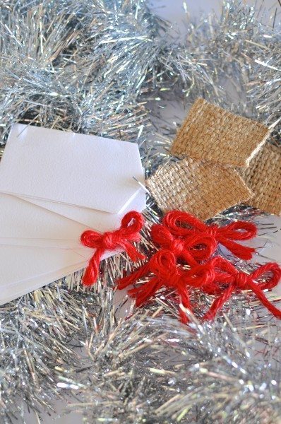 Homemade Christmas gift tags via www.clairekcreations.com