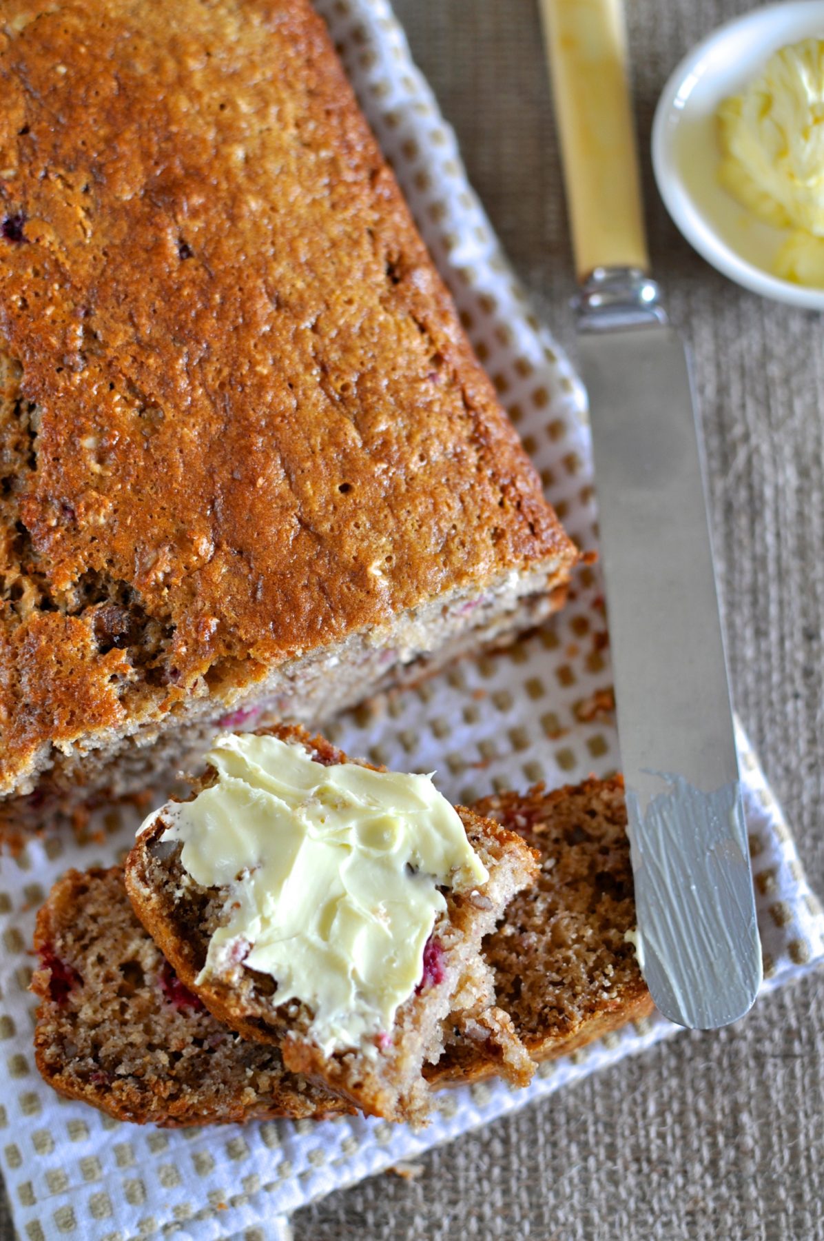 One bowl raspberry banana bread via www.clairekcreations.com