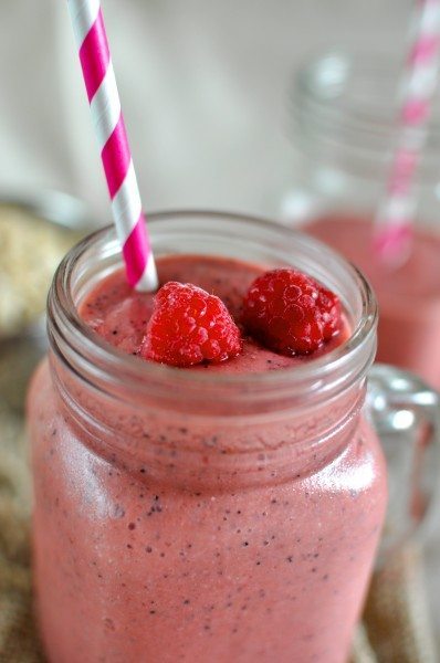 Dairy free raspberry passionfruit and oat smoothie via www.clairekcreations.com