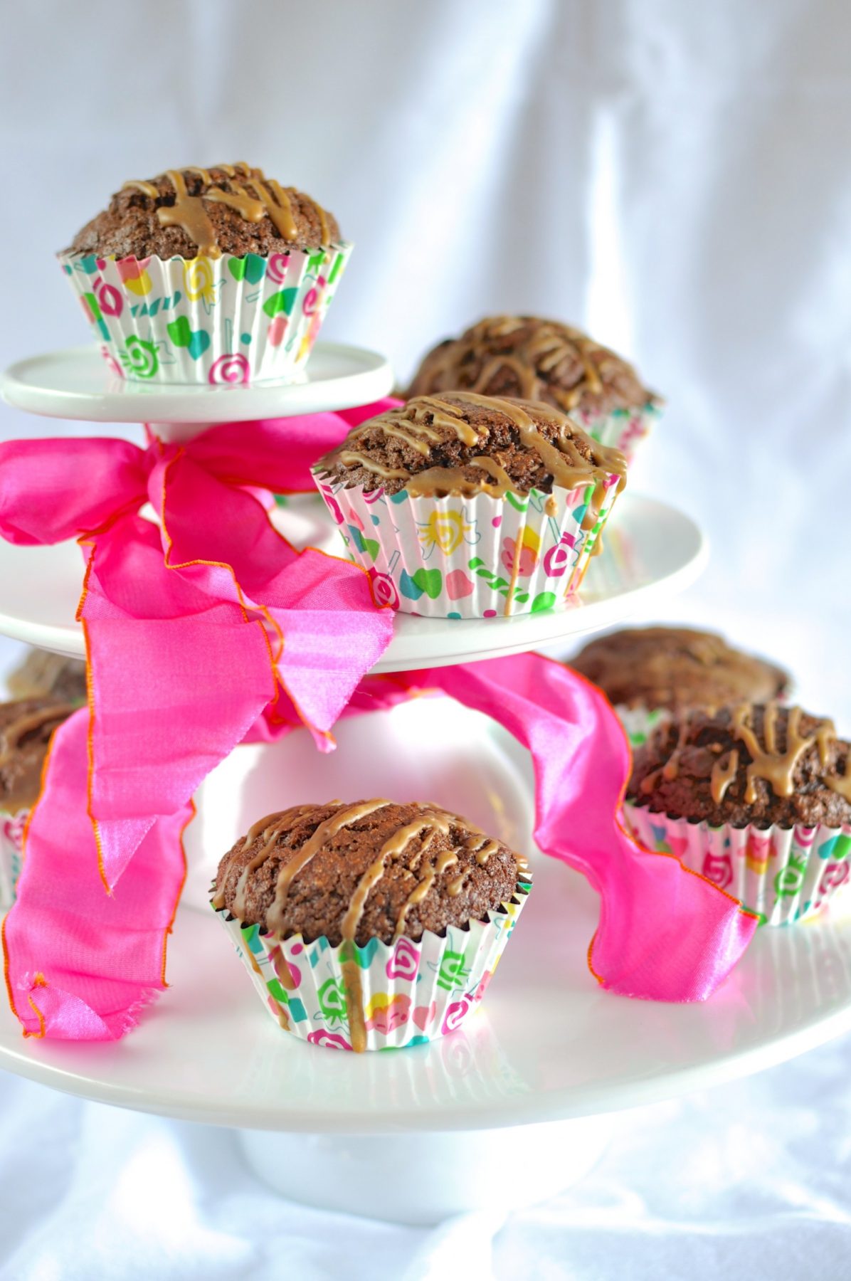 Chocolate gingerbread muffins