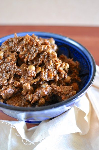 Slow cooked beef tagine with chickpeas via www.clairekcreations.com