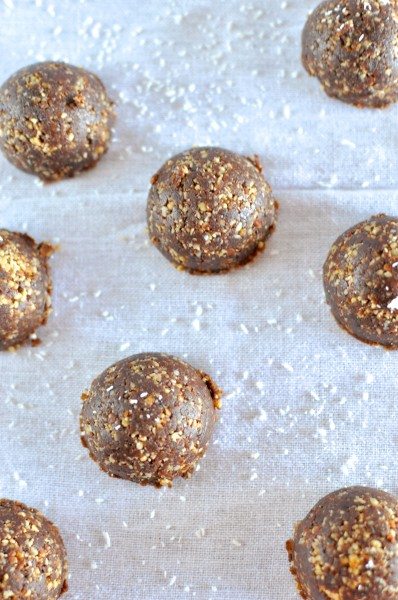 Chocolate ginger balls with nuts and seeds via www.clairekcreations.com