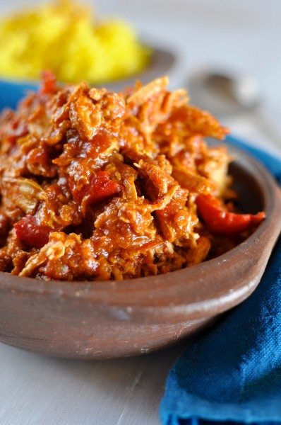 Spanish chicken in the slow cooker via www.clairekcreations.com