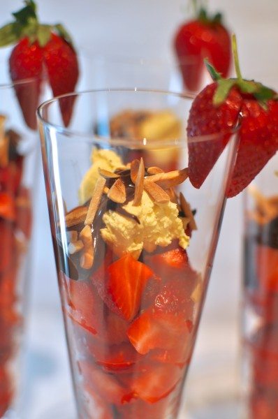 Chocolate strawberries and cream via www.clairekcreations.com