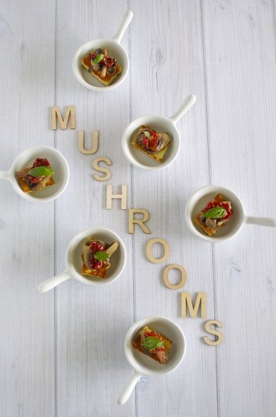 Haloumi mushroom bites with sundried tomato and basil via www.clairekcreations.com