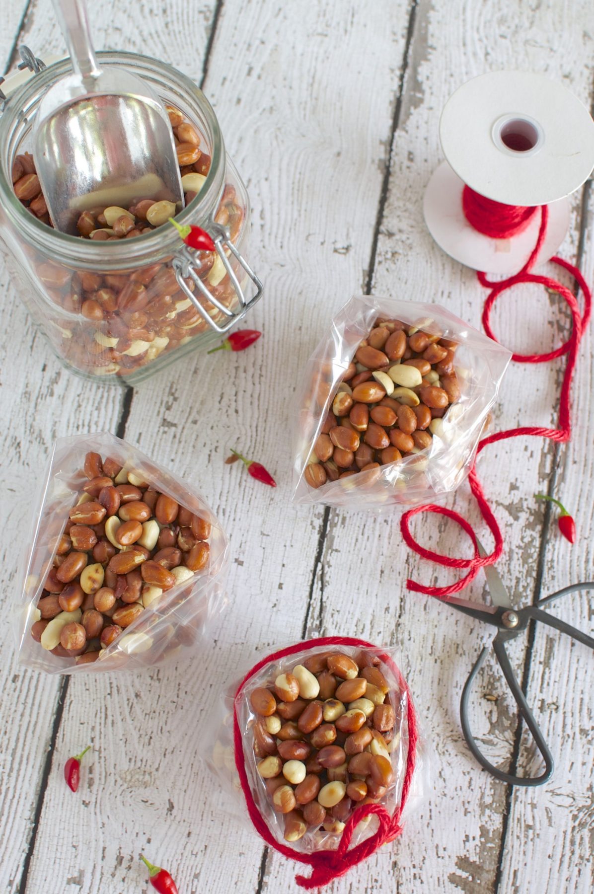 Chili peanuts via www.clairekcreations.com