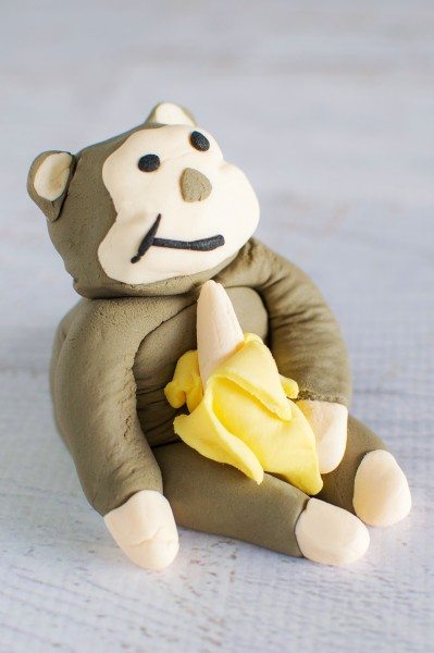 Monkey jungle cake toppers via www.clairekcreations.com