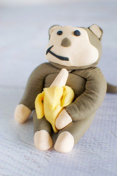Monkey jungle cake toppers via www.clairekcreations.com