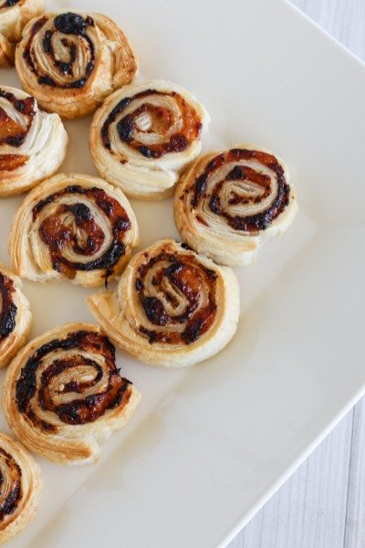 Ham and pesto party pinwheels via www.clairekcreations.com