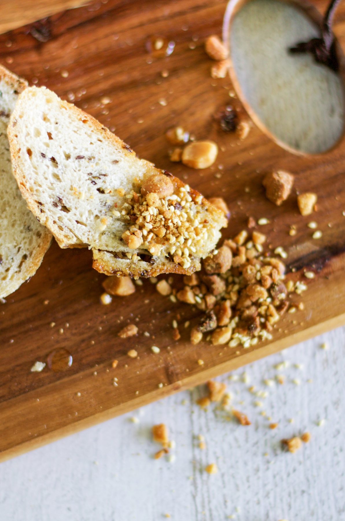 Macadamia Dukkah via www.clairekcreations.com