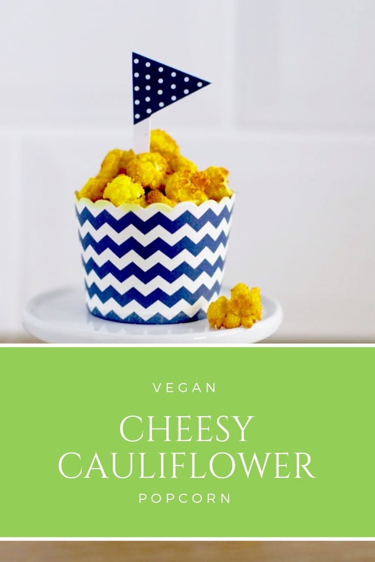 Vegan cheesy cauliflower popcorn with nutritional yeast