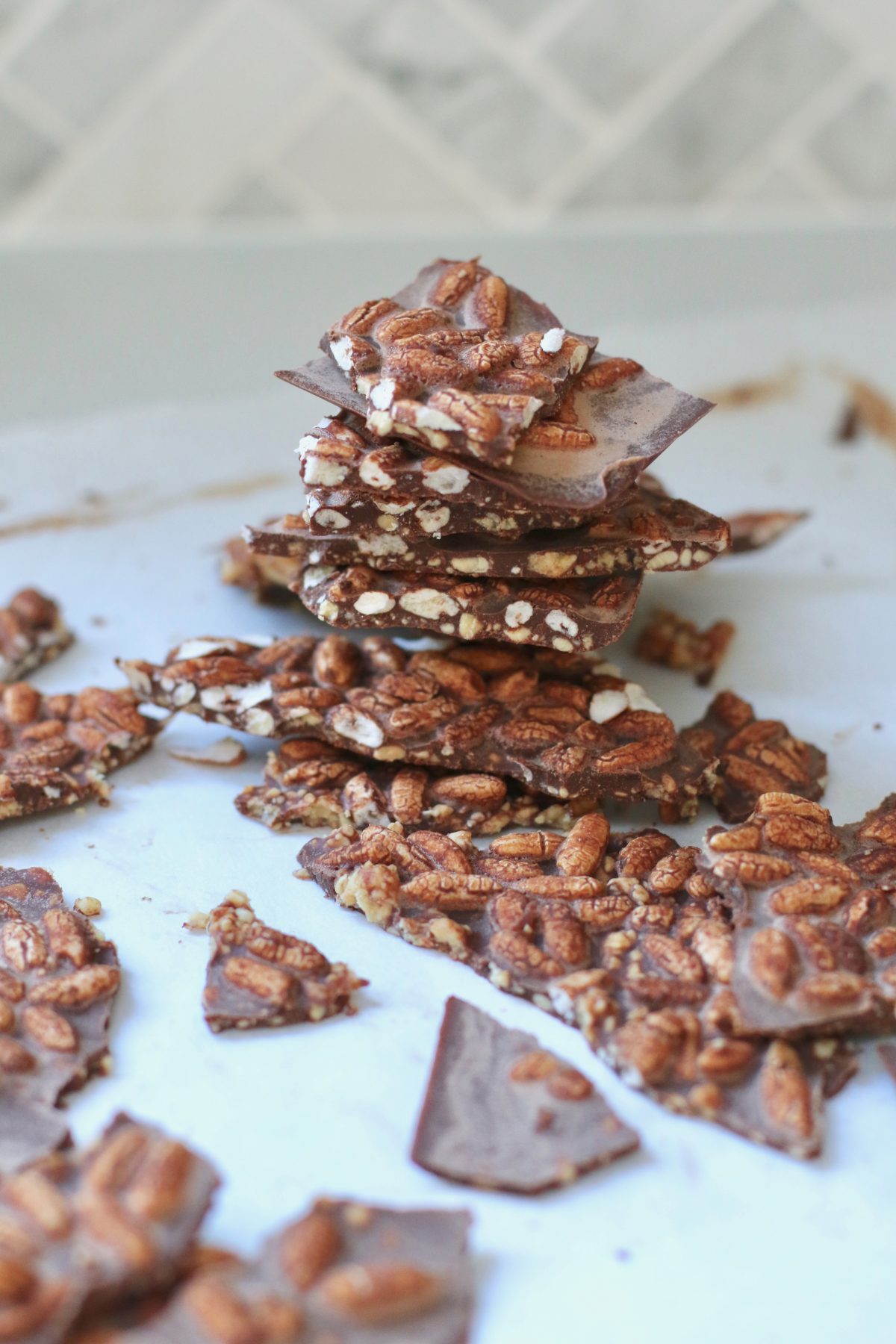 Raw mint chocolate with peanut butter via www.clairekcreations.com