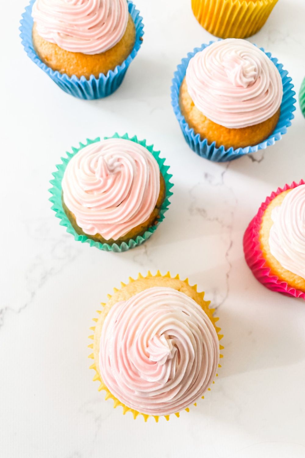 Simple vanilla cupcakes