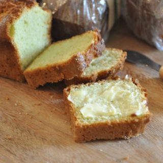 Avocado loaf cakes