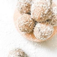 Banana bread bliss balls