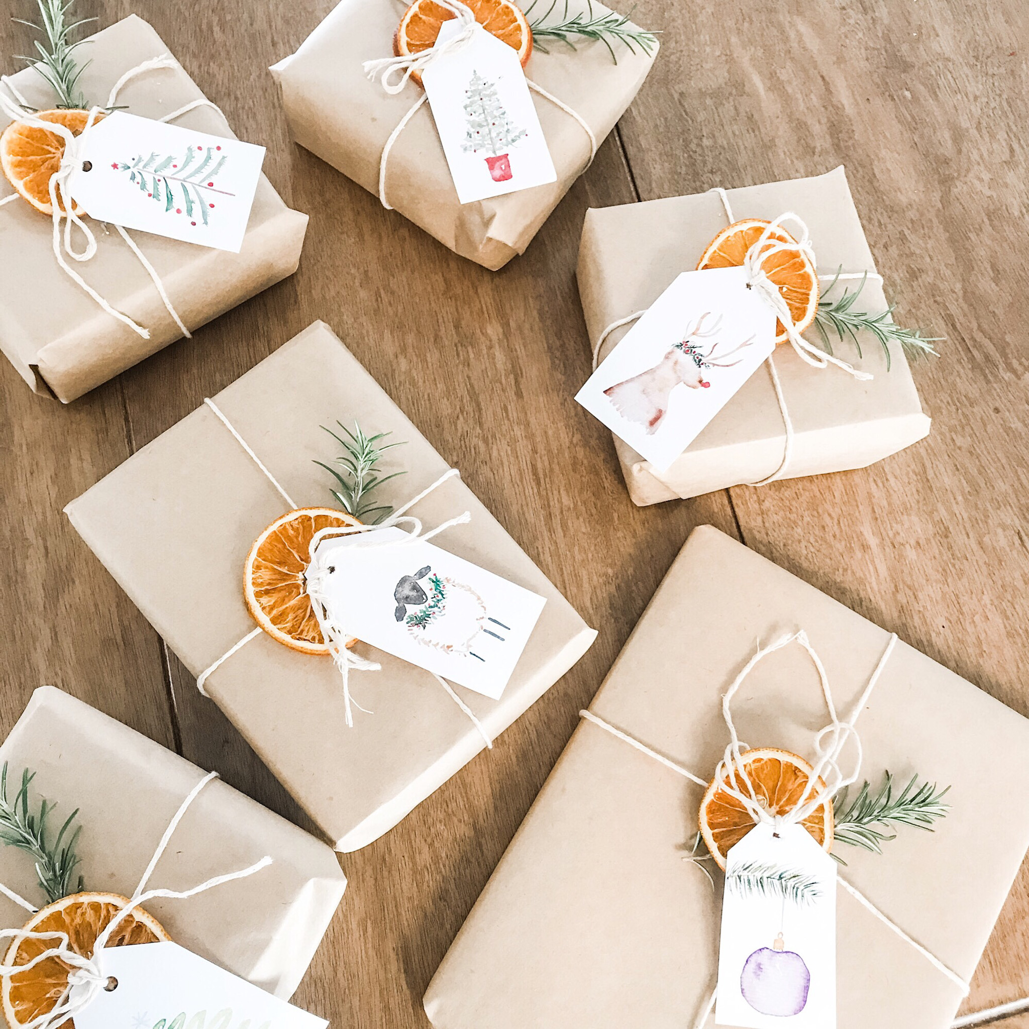 How to make dried oranges for Christmas decorating or present wrapping - eco-friendly, biodegradable Christmas gifts and wrap.