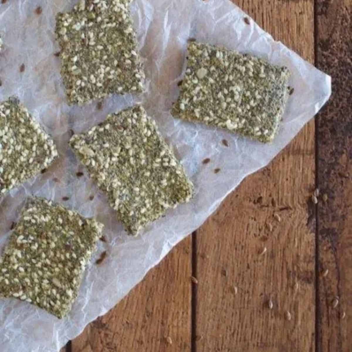 Seed crackers with kale