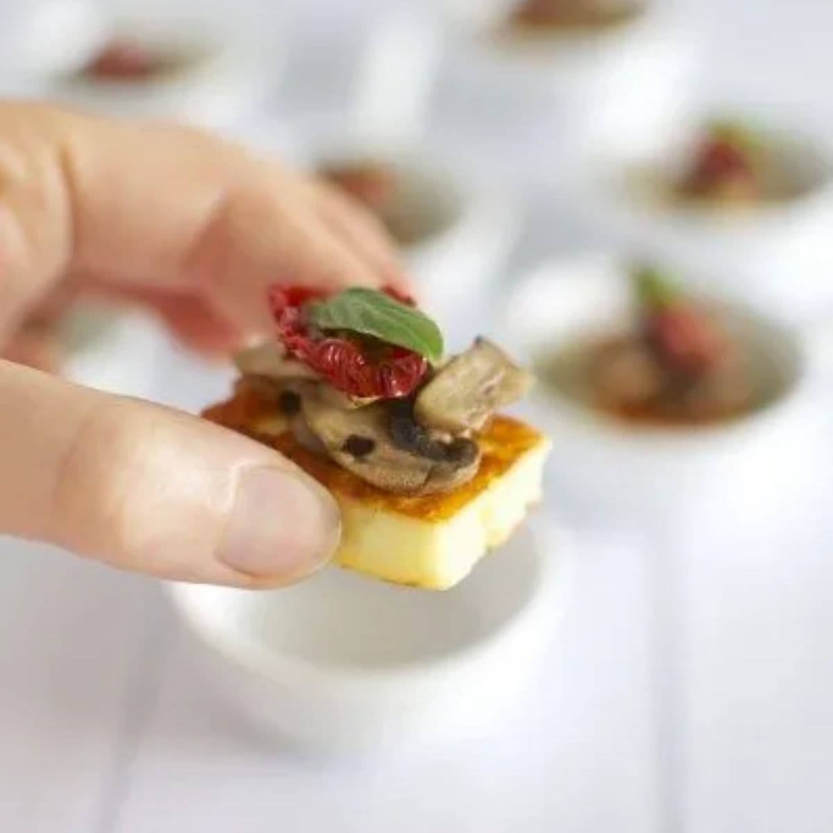 Halloumi mushroom bites